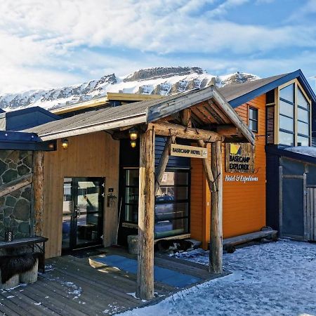 Basecamp Hotel Longyearbyen Ngoại thất bức ảnh